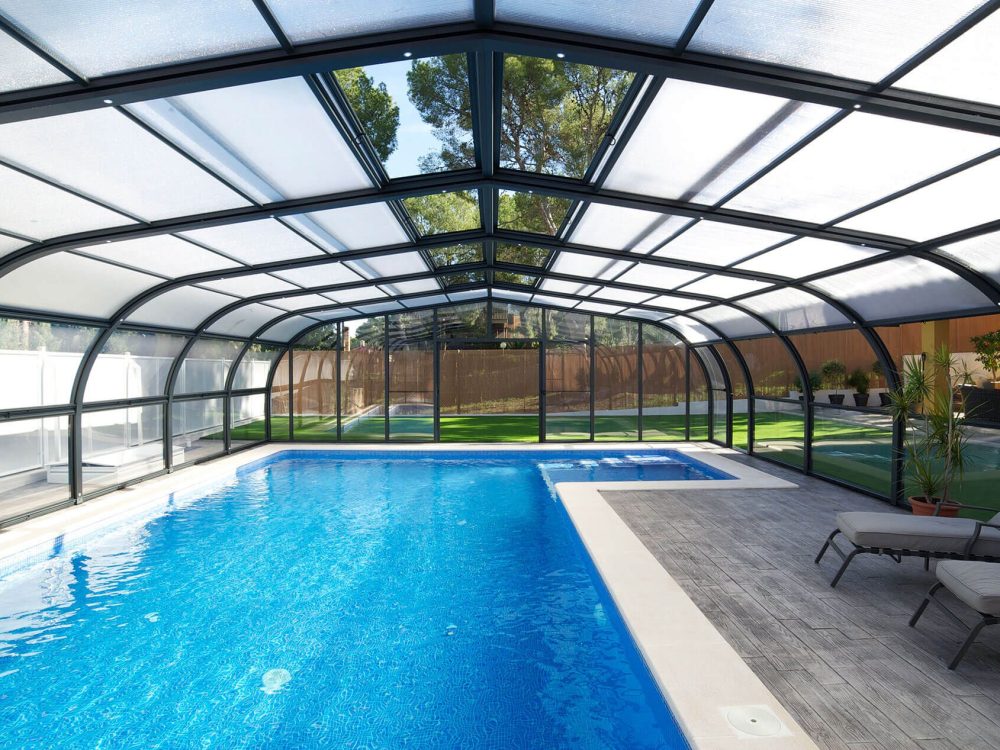 Vega Line Deslizante 3 Cubiertas altas para piscinas / Abris hauts / High covers / Coberturas altas